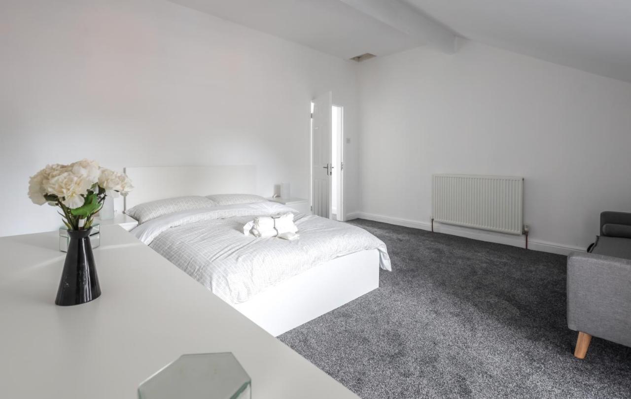 Spacious 4 Bed House In Birmingham, Suitable For Contractors * Birmingham